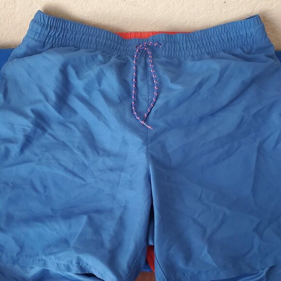2 pairs Old Navy Size Large Swim Shorts - Picture 7 of 7